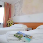 Sale Hotel 3*